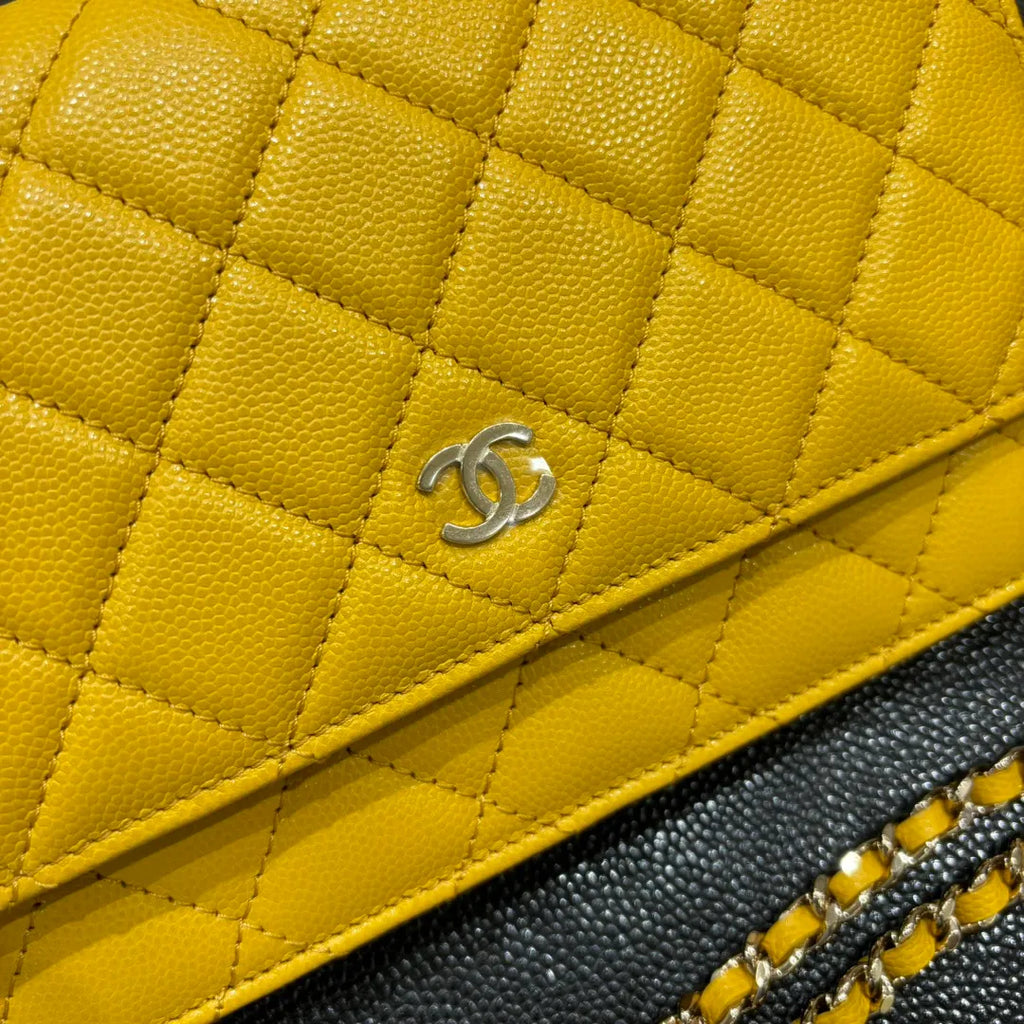 Ch@nel Classic Caviar Leather Crossbody Bag 139908