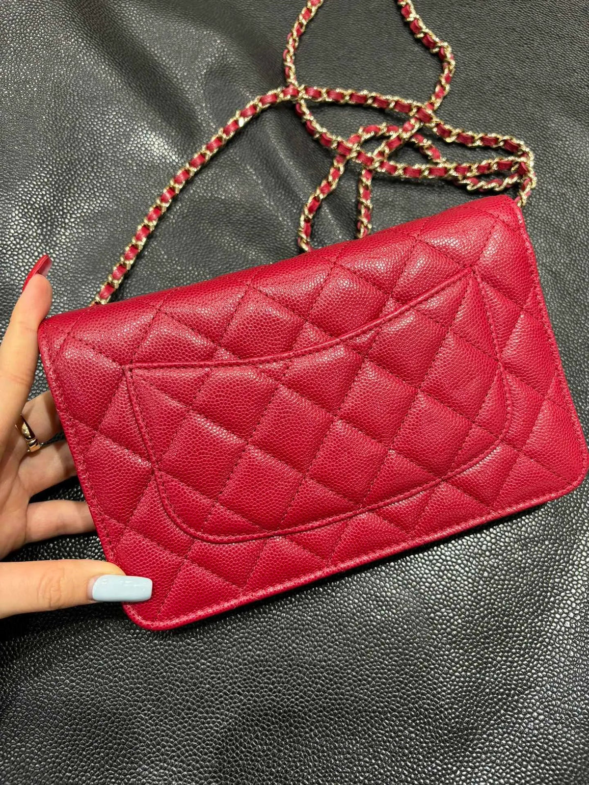 Ch@nel Classic Diamond-Quilted Caviar Leather Crossbody Bag 139916