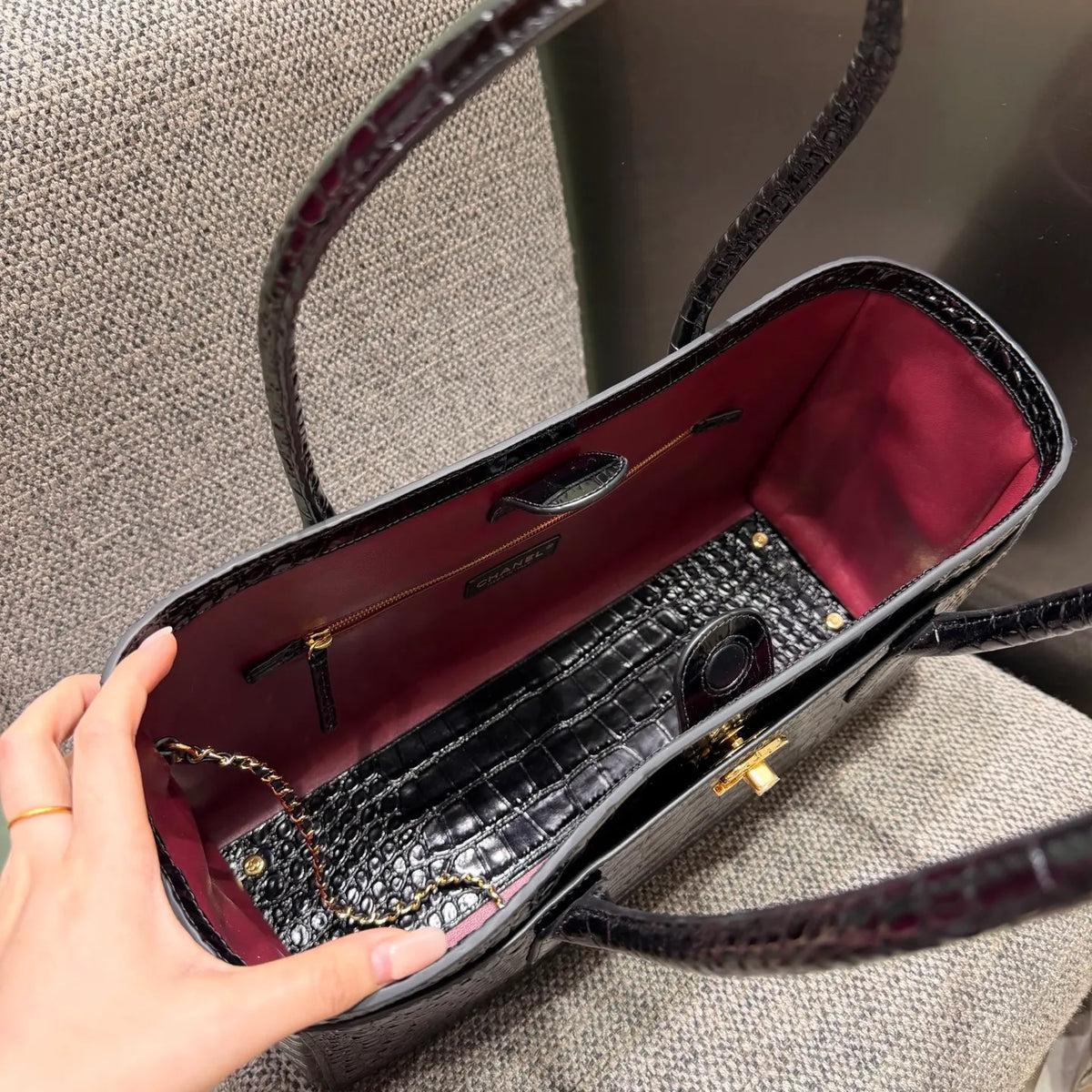 Ch@nel Crocodile Embossed Leather Shoulder Bag