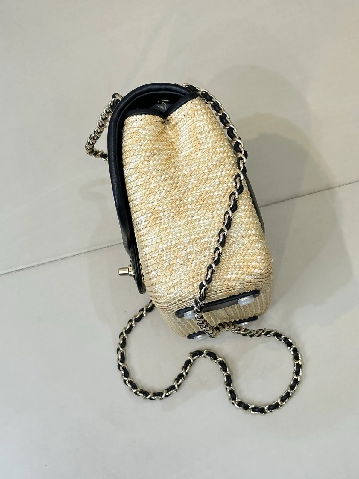 CHANEL 2025/26 Cruise Flap Handbag