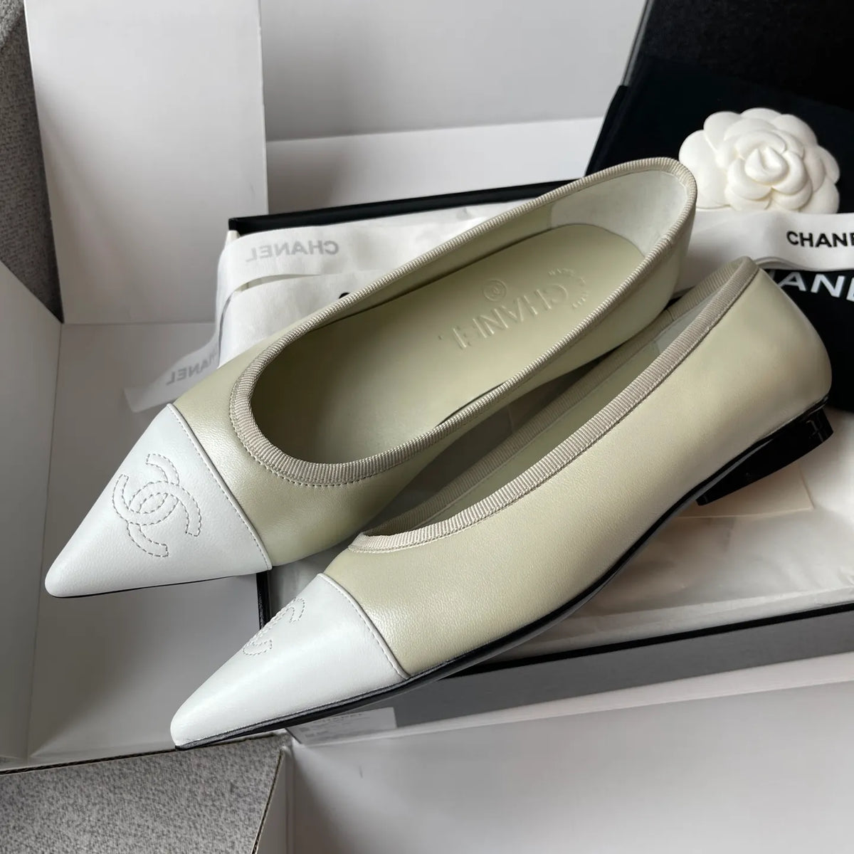 Chanel 2026Ss Women's Pointed-Toe Ballet Flats