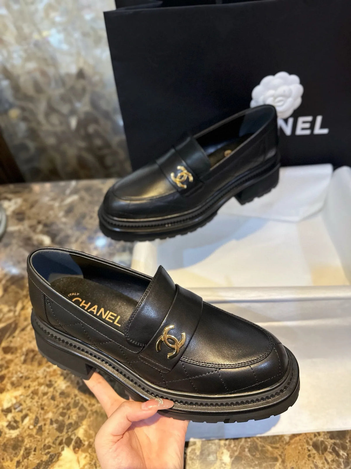 Chanel 23A Retro Platform Loafers 543539