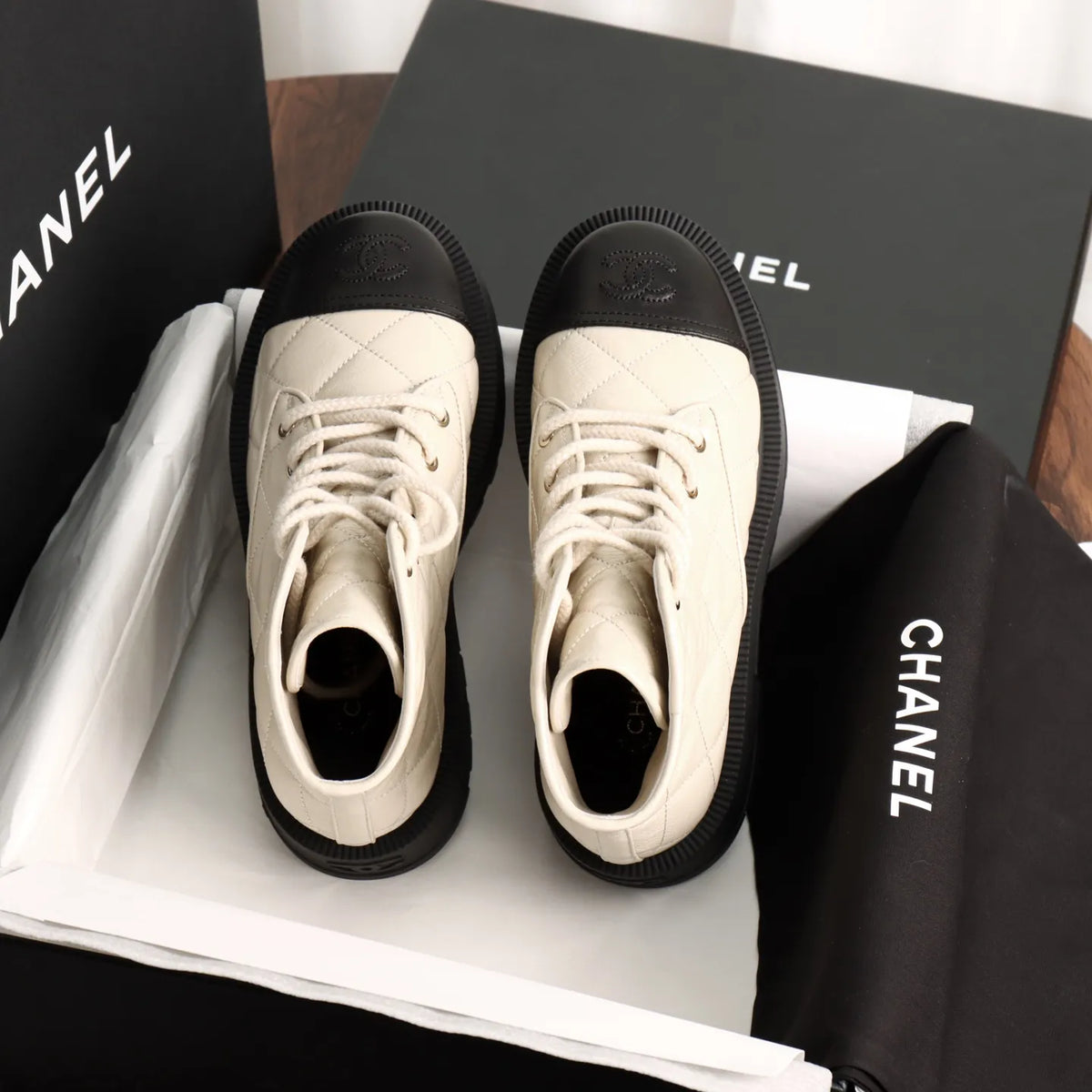 Chanel 24A White Quilted Ankle Boots 735624