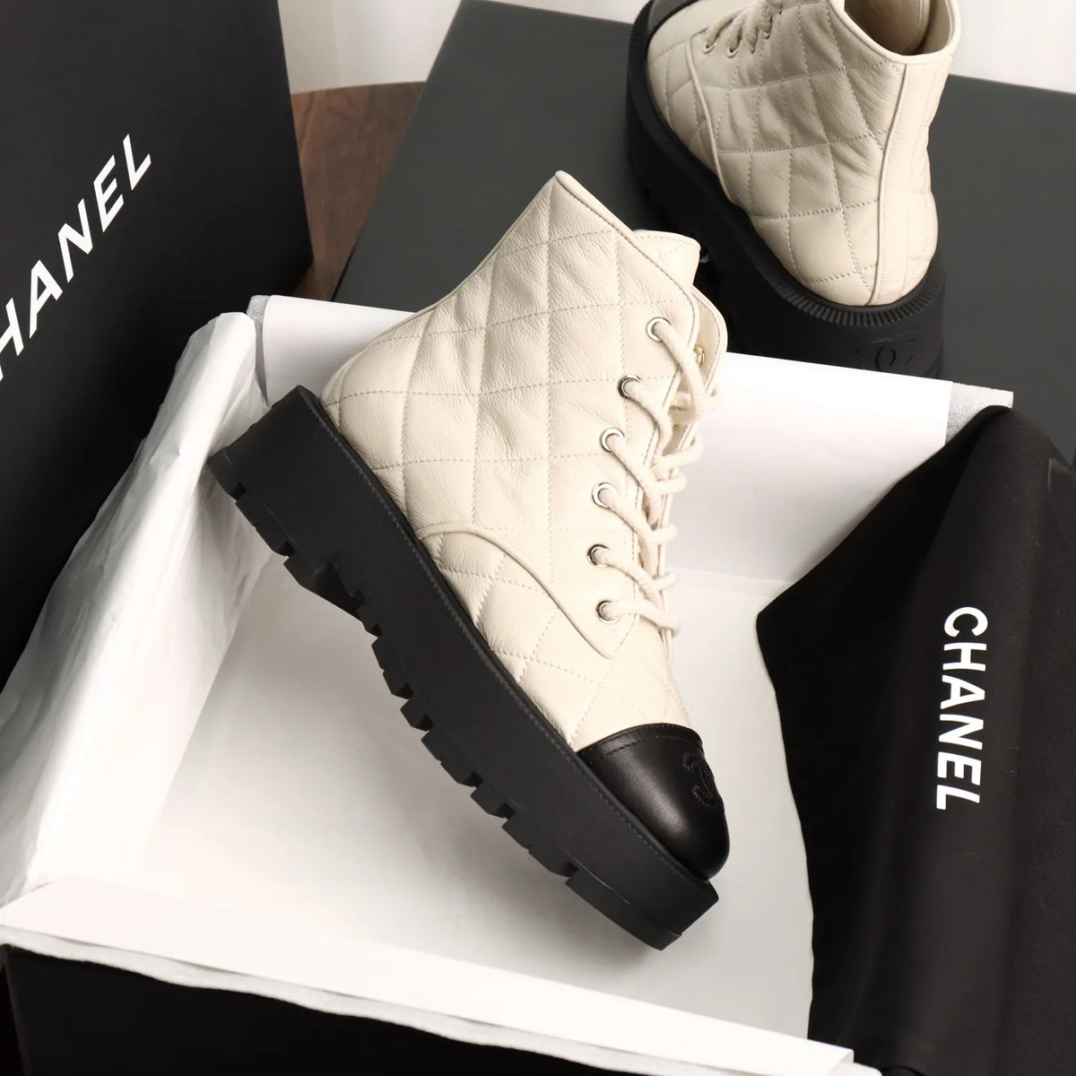 Chanel 24A White Quilted Ankle Boots 735624