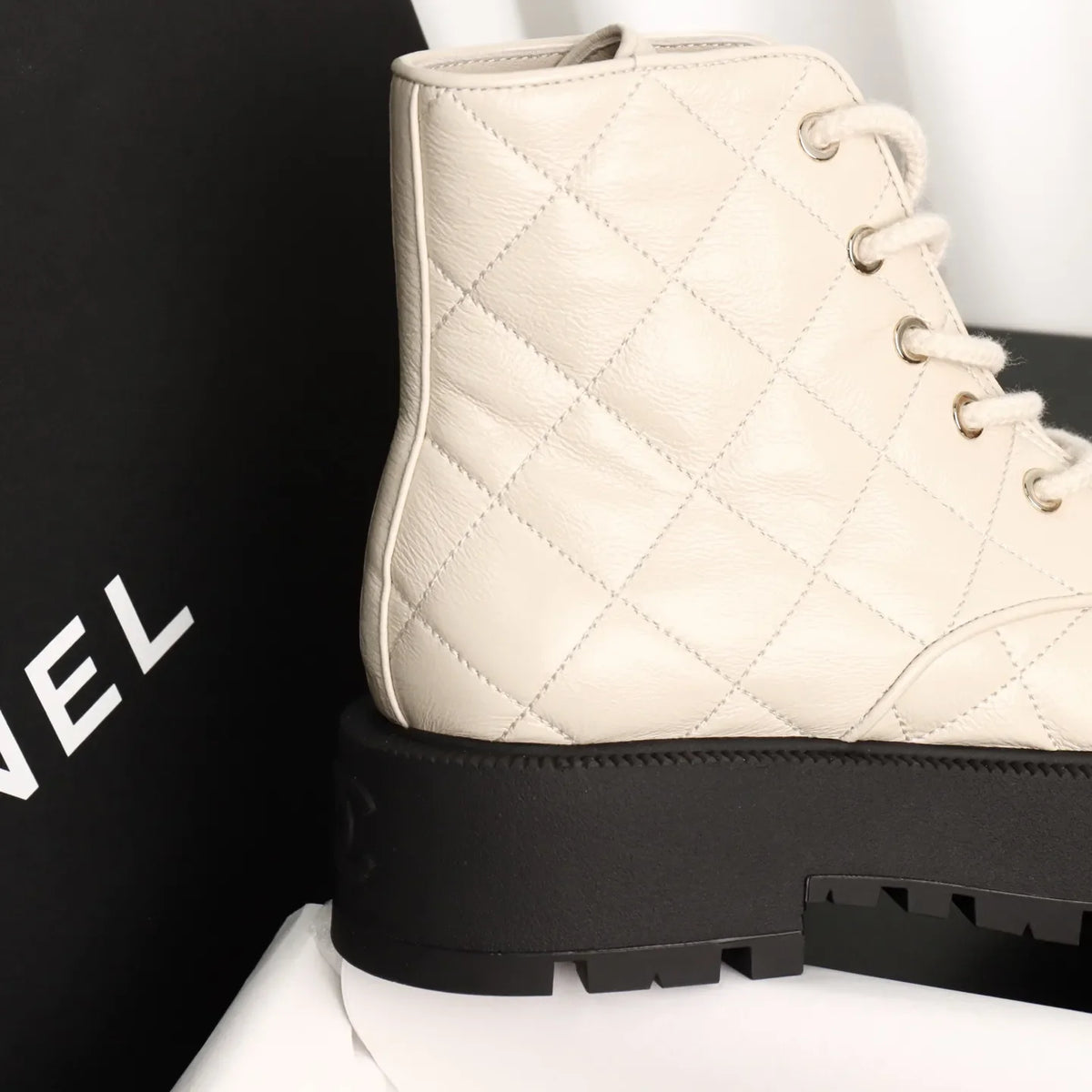 Chanel 24A White Quilted Ankle Boots 735624