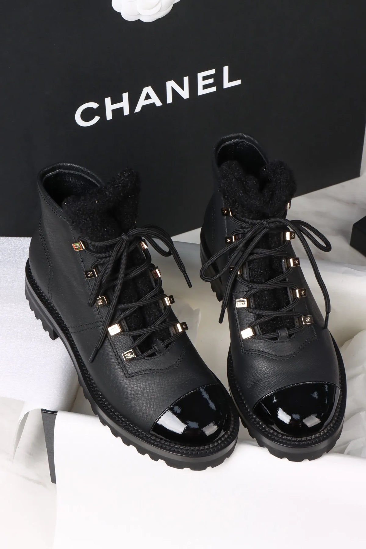 Chanel 24N Short Boots Patent Leather 485978