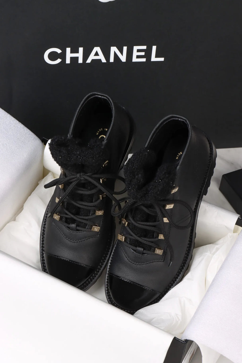 Chanel 24N Short Boots Patent Leather 485978