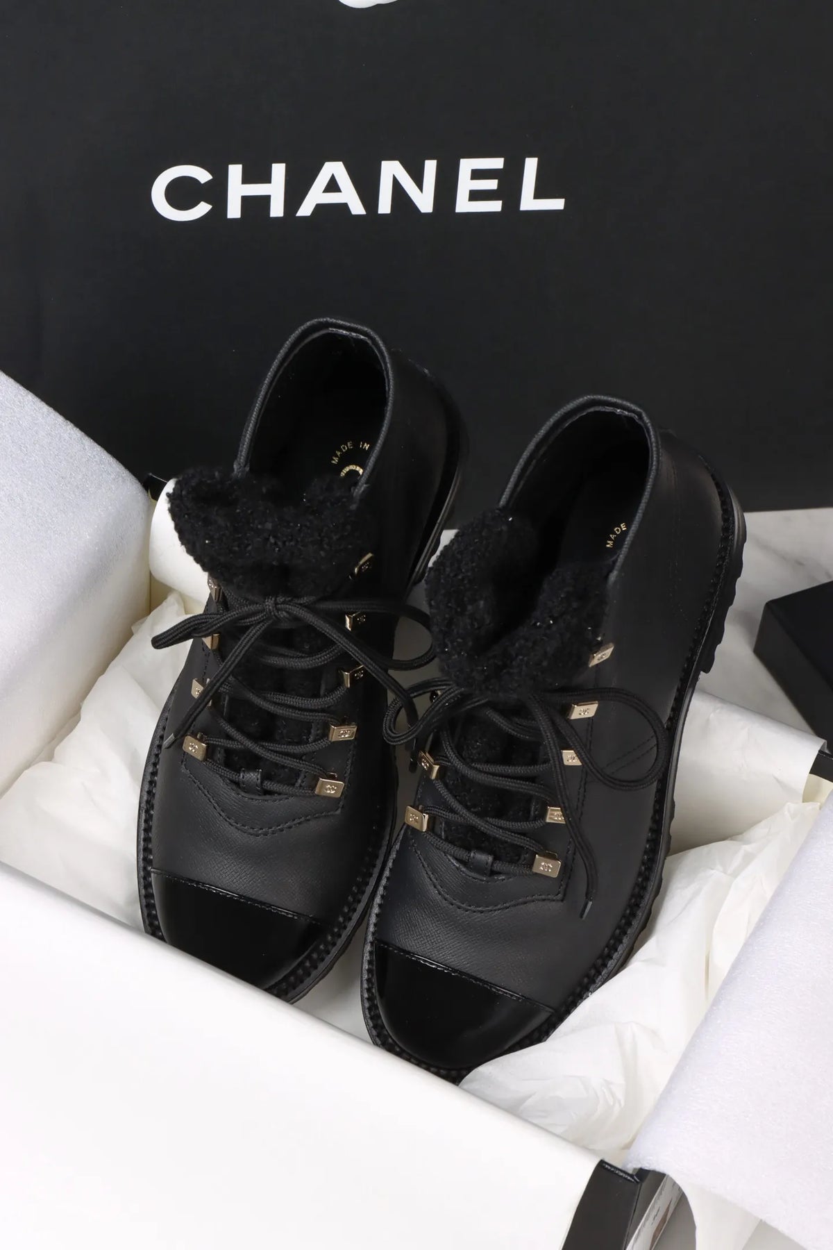 Chanel 24N Short Boots Patent Leather 485978