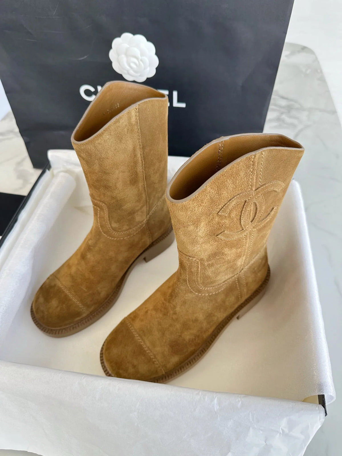 Chanel 24P Retro Maillard Suede Riding Boots 543298