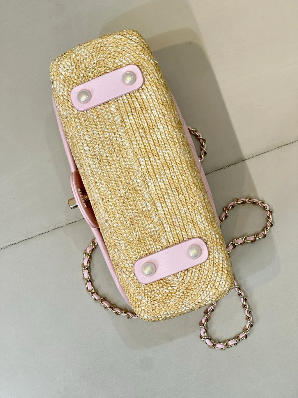 CHANEL 25/26 Cruise Raffia Lambskin Flap Bag