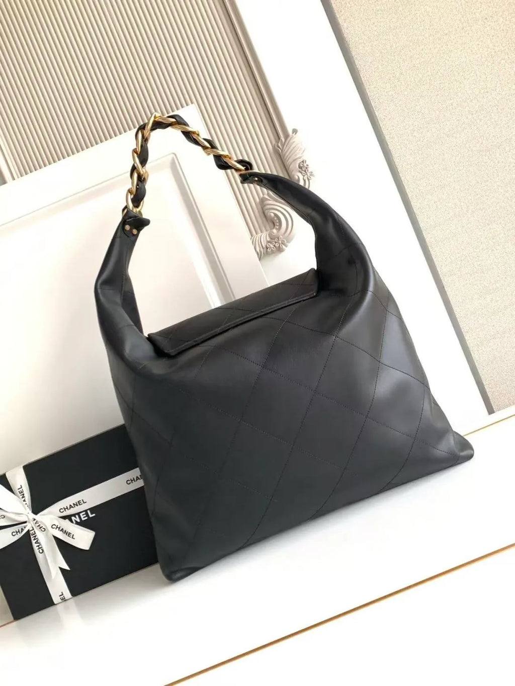 Chanel 25 Hobo Bag Leather AS5839