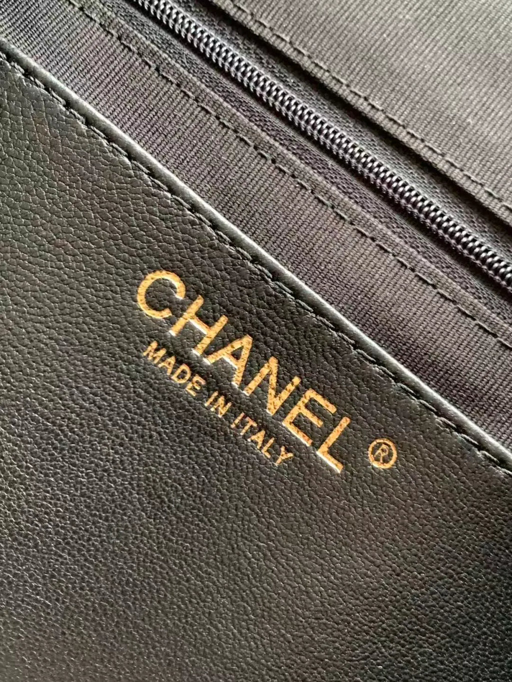 Chanel 25 Hobo Bag Leather AS5839