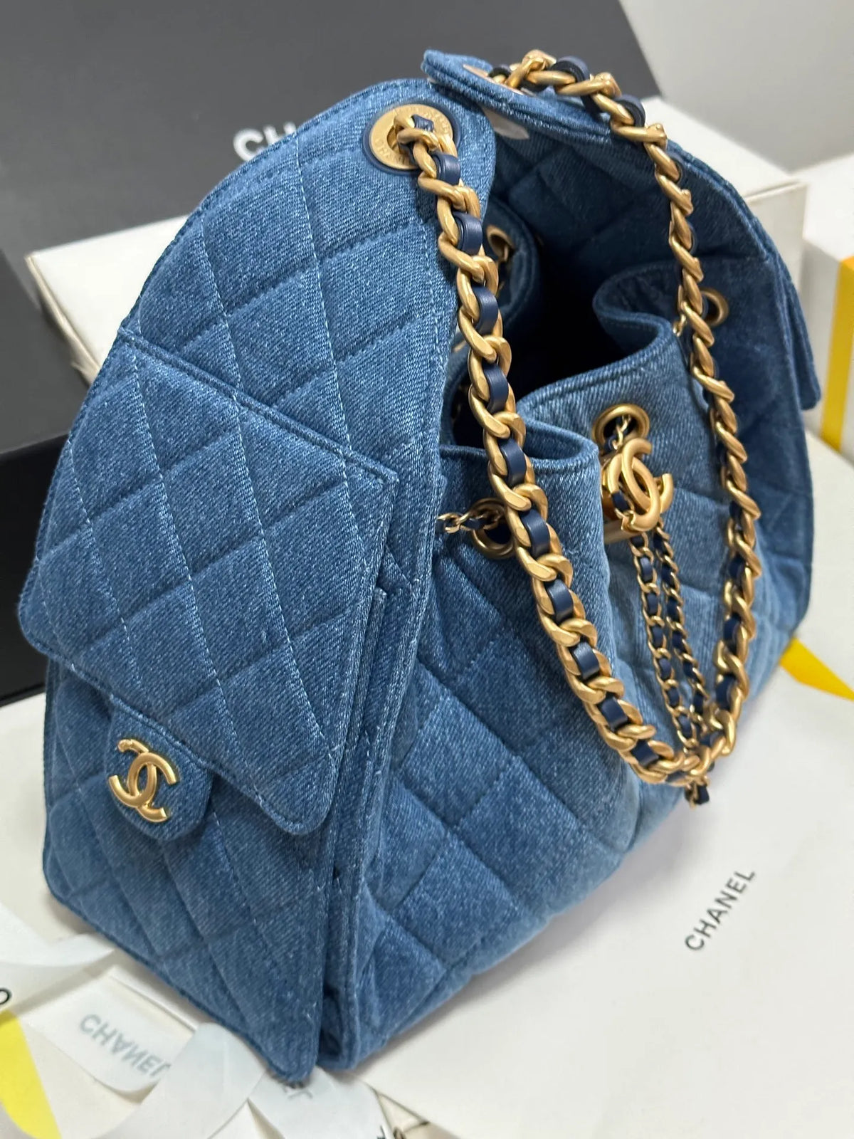 Chanel 25Bag 26P Hippie Hobo Small Dark Denim Blue AS5293
