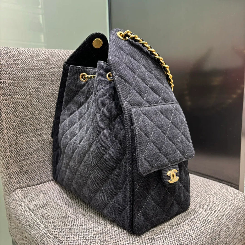 Ch@nel 25C Hippie Hobo Adjustable Chain Bag 139868