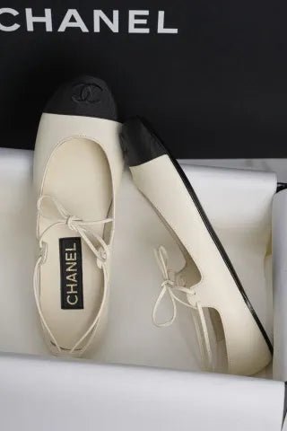 Chanel 25C Strappy Flat Black and White Mary Jane 659424