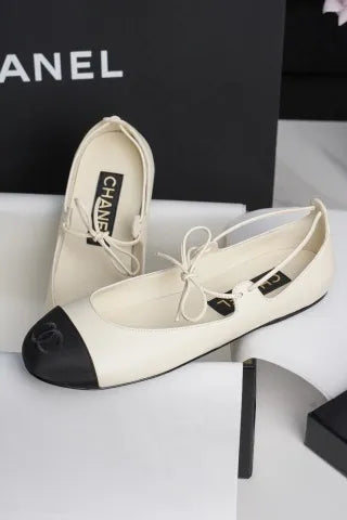 Chanel 25C Strappy Flat Black and White Mary Jane 659424