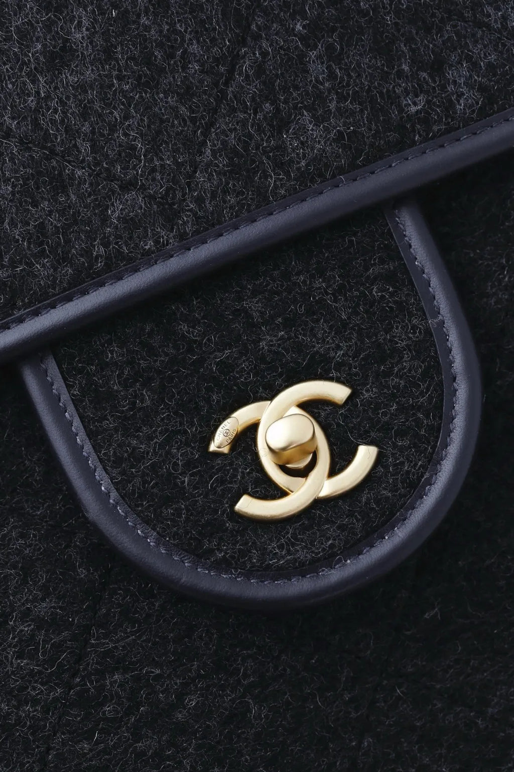 CHANEL 25K Bag