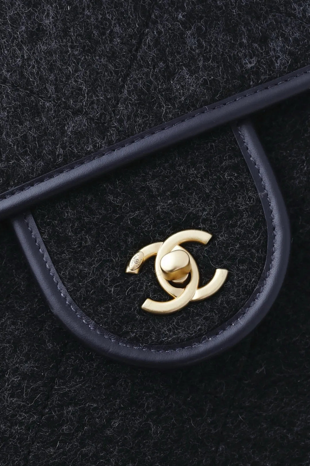 CHANEL 25K Bag