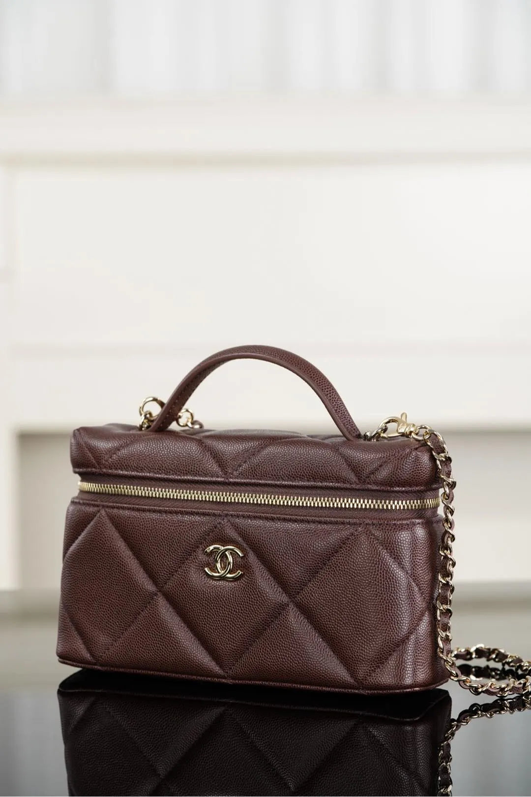 CHANEL 25K Bag