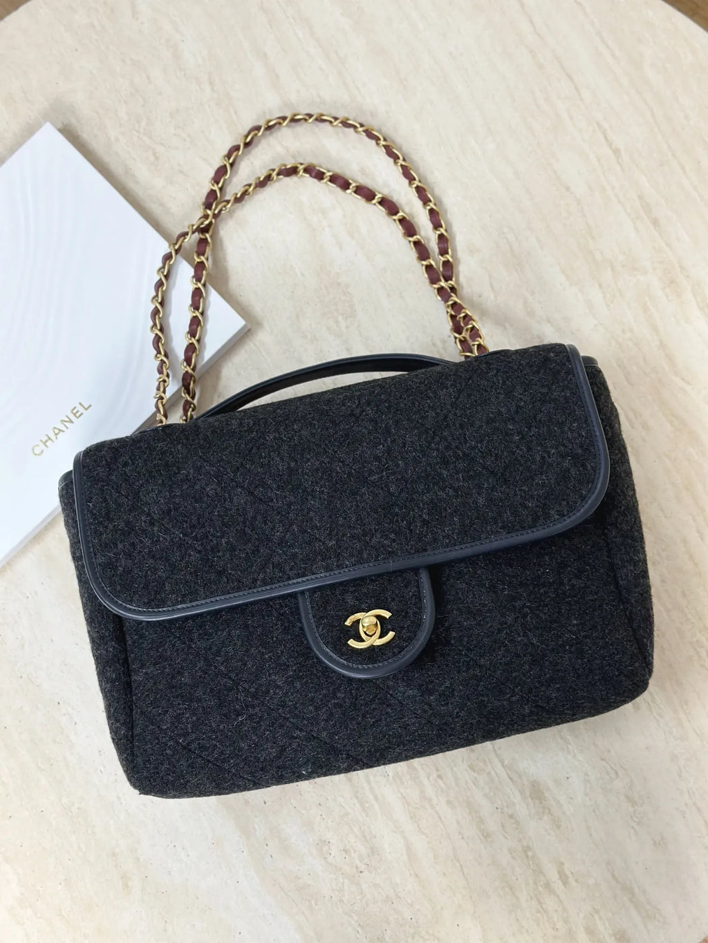 CHANEL 25K Bag