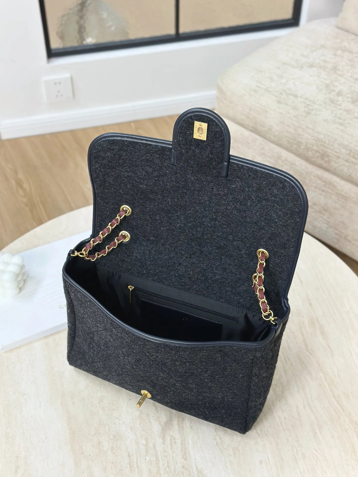 CHANEL 25K Bag