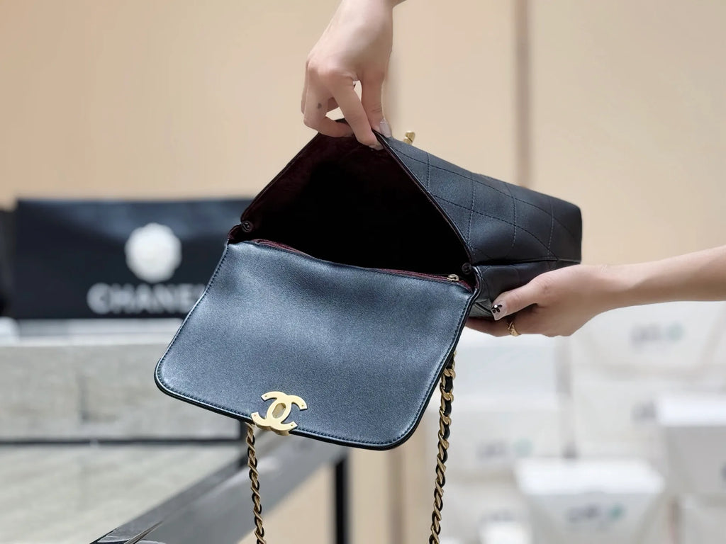 CHANEL 25S Large Flap Bag with Top Handle AS5467