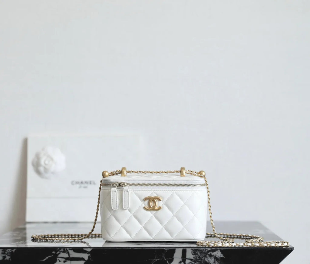 Chanel 25S Vanity Case Glossy Calfskin C-811