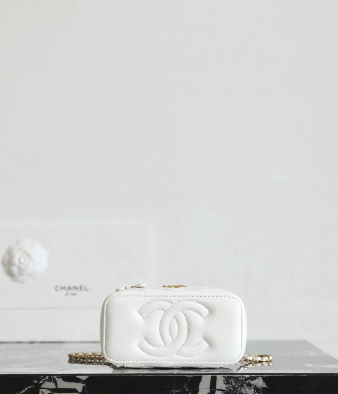Chanel 25S Vanity Case Glossy Calfskin C-811