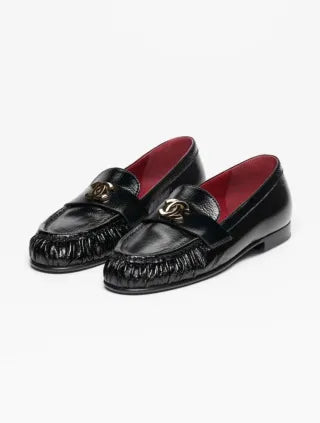 CHANEL 26A Loafers