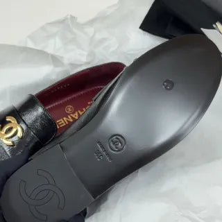 CHANEL 26A Loafers