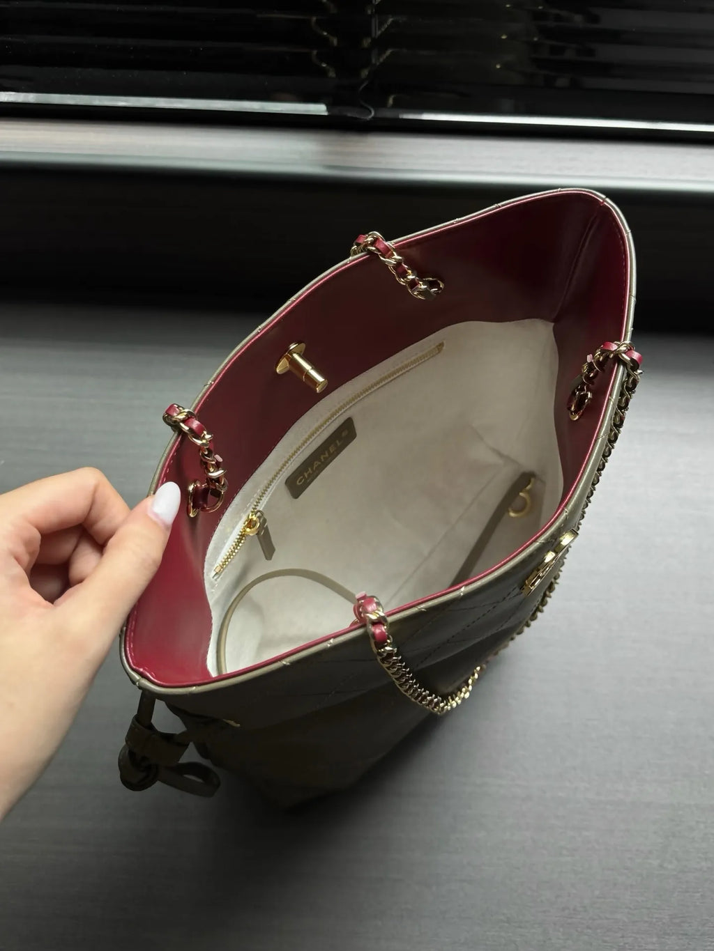 CHANEL 26B Lucky Bag Tote AS6495