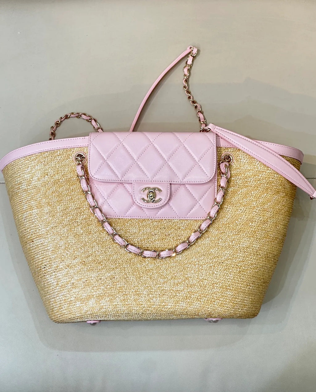 CHANEL 26C Beach Tote