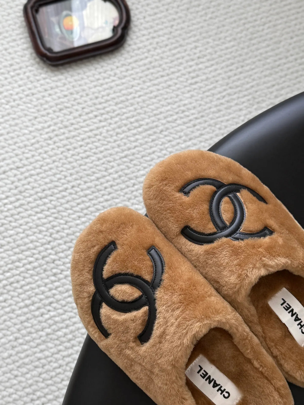 Chanel 26K Women's Furry Slippers