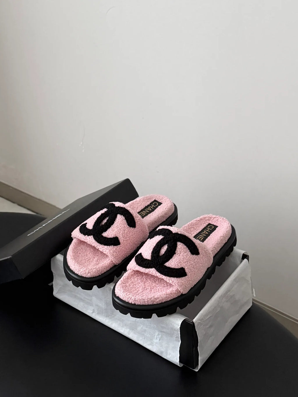 Chanel 26K Women's Furry Slippers