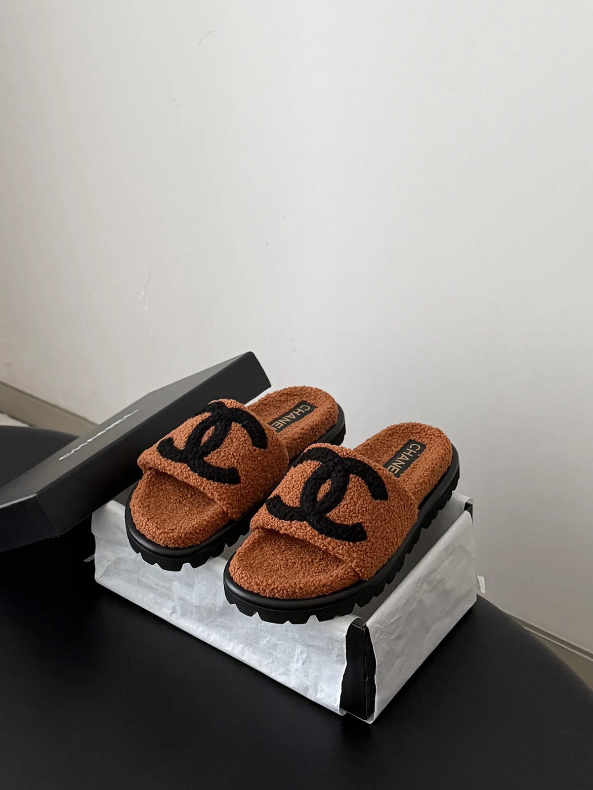Chanel 26K Women's Furry Slippers