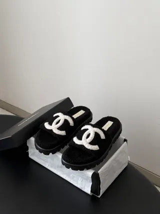Chanel 26K Women's Furry Slippers