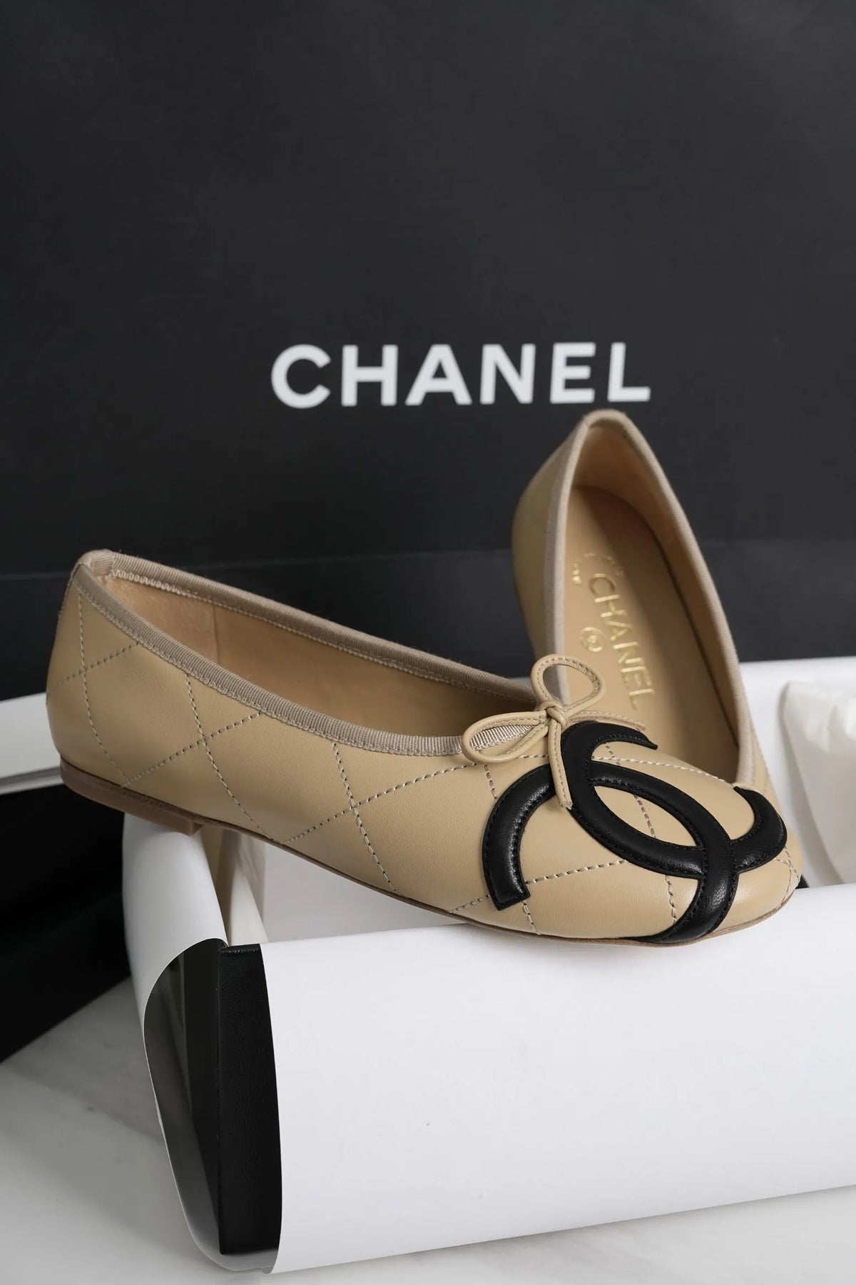 Chanel 26M Coco Apricot Cambon Shoes 317306