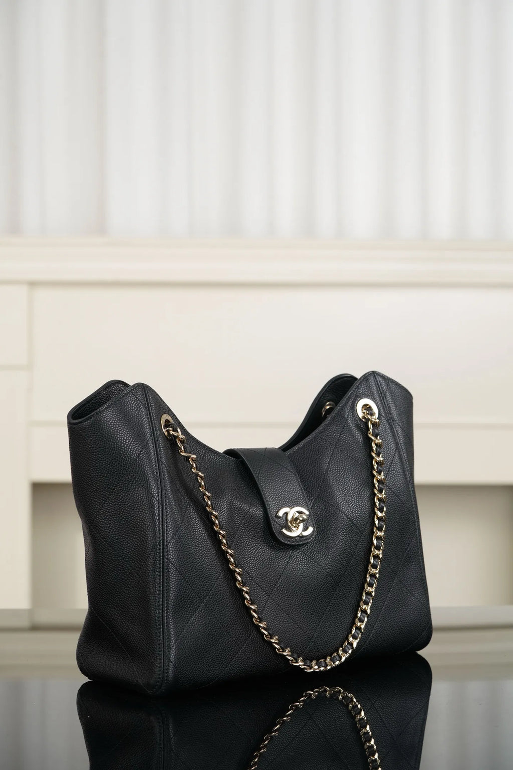 Chanel 26P Chain Bag Black and Gold 26120861