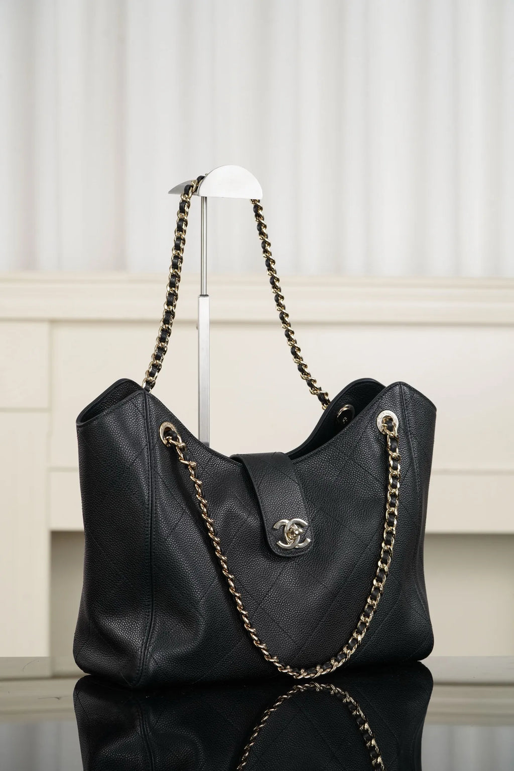 Chanel 26P Chain Bag Black and Gold 26120861