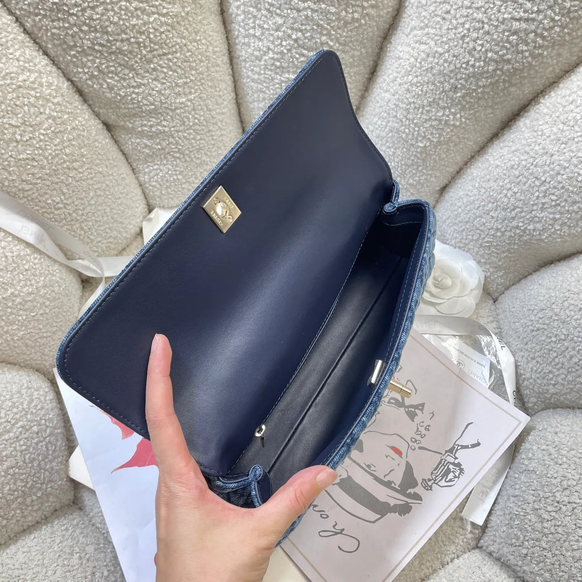 Chanel 26P Horizontal Coco Handle Black 6091