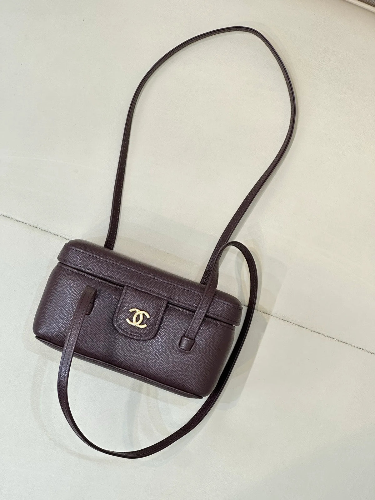 CHANEL 26P Preppy Coco Box Bag