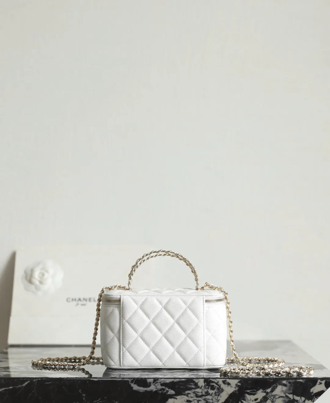 Chanel 26S Cross-Chain Cosmetic Handbag Leather White R-865