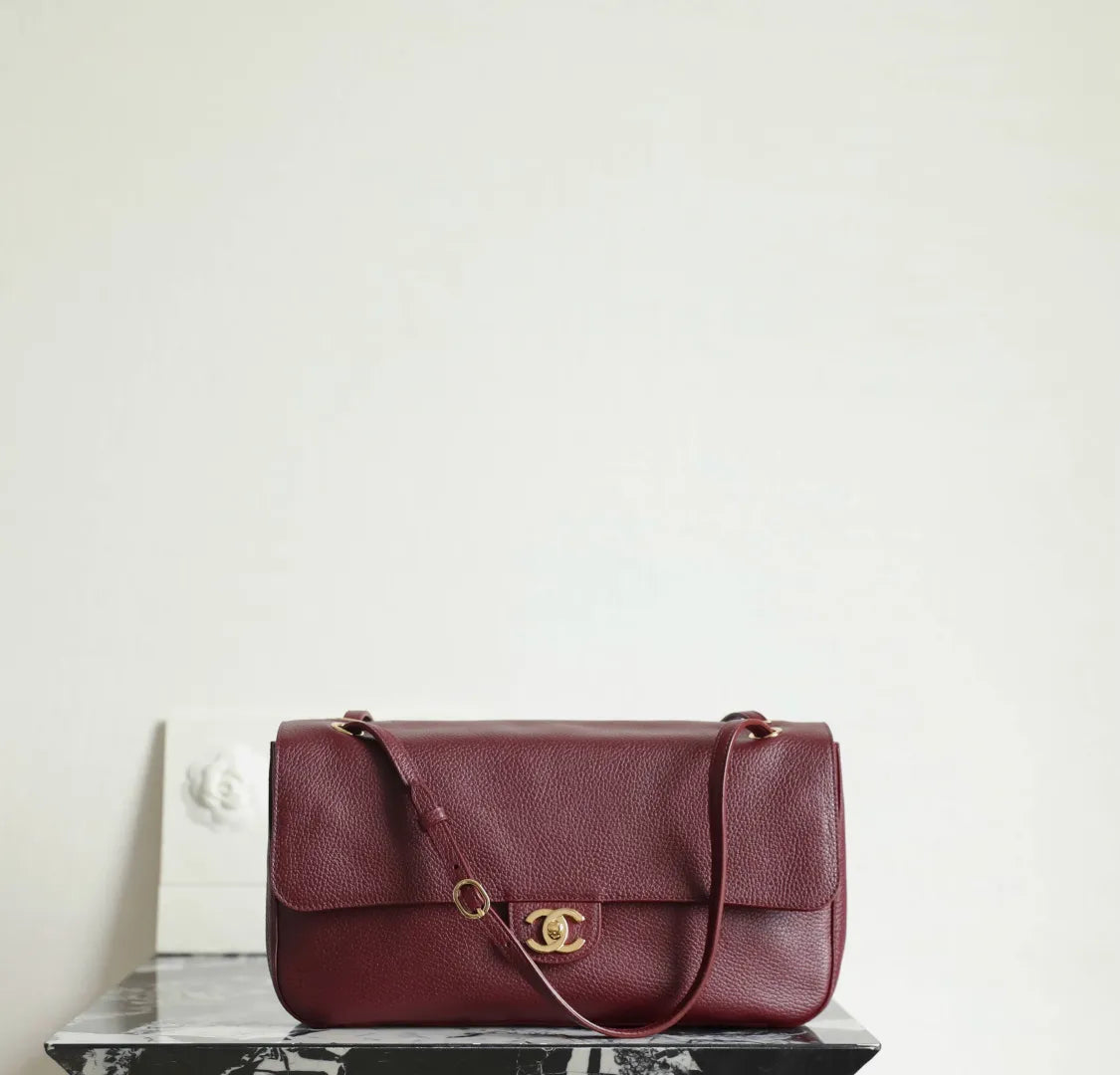 Chanel 26S Maxi Small Flap Bag Pebbled Calfskin C-532
