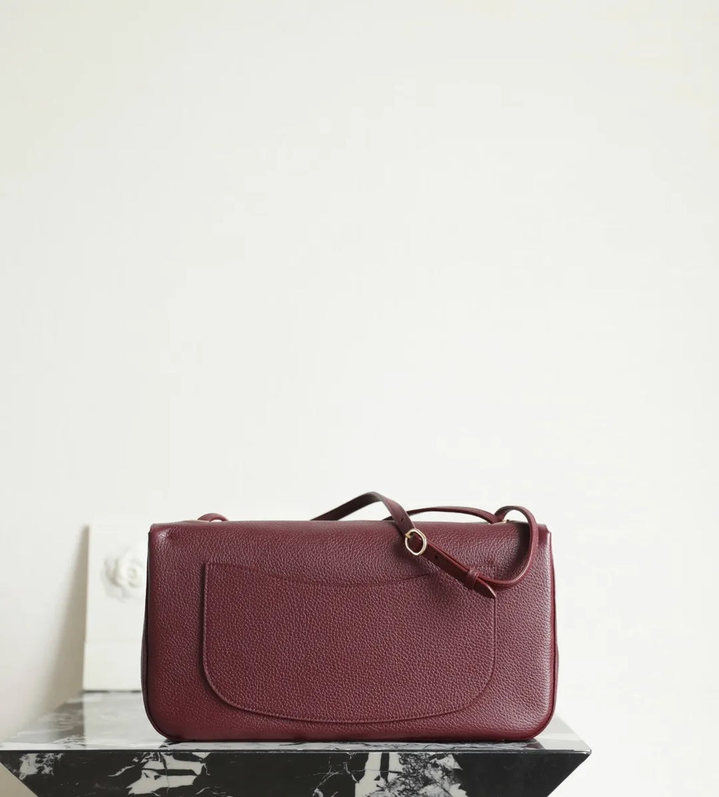 Chanel 26S Maxi Small Flap Bag Pebbled Calfskin C-532