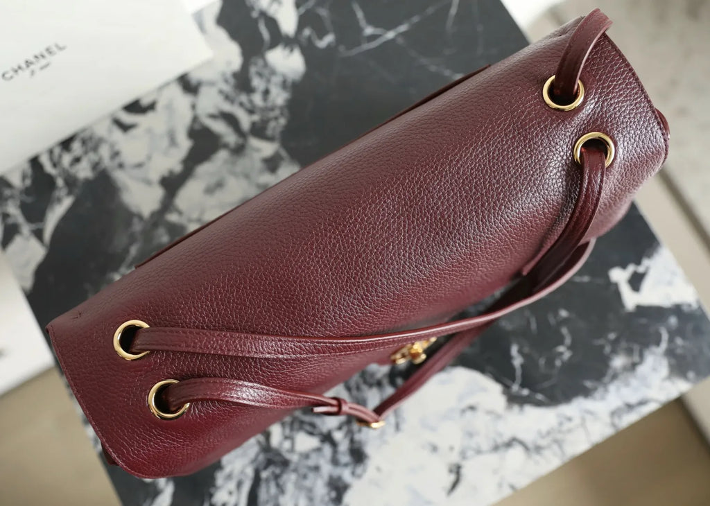 Chanel 26S Maxi Small Flap Bag Pebbled Calfskin C-532