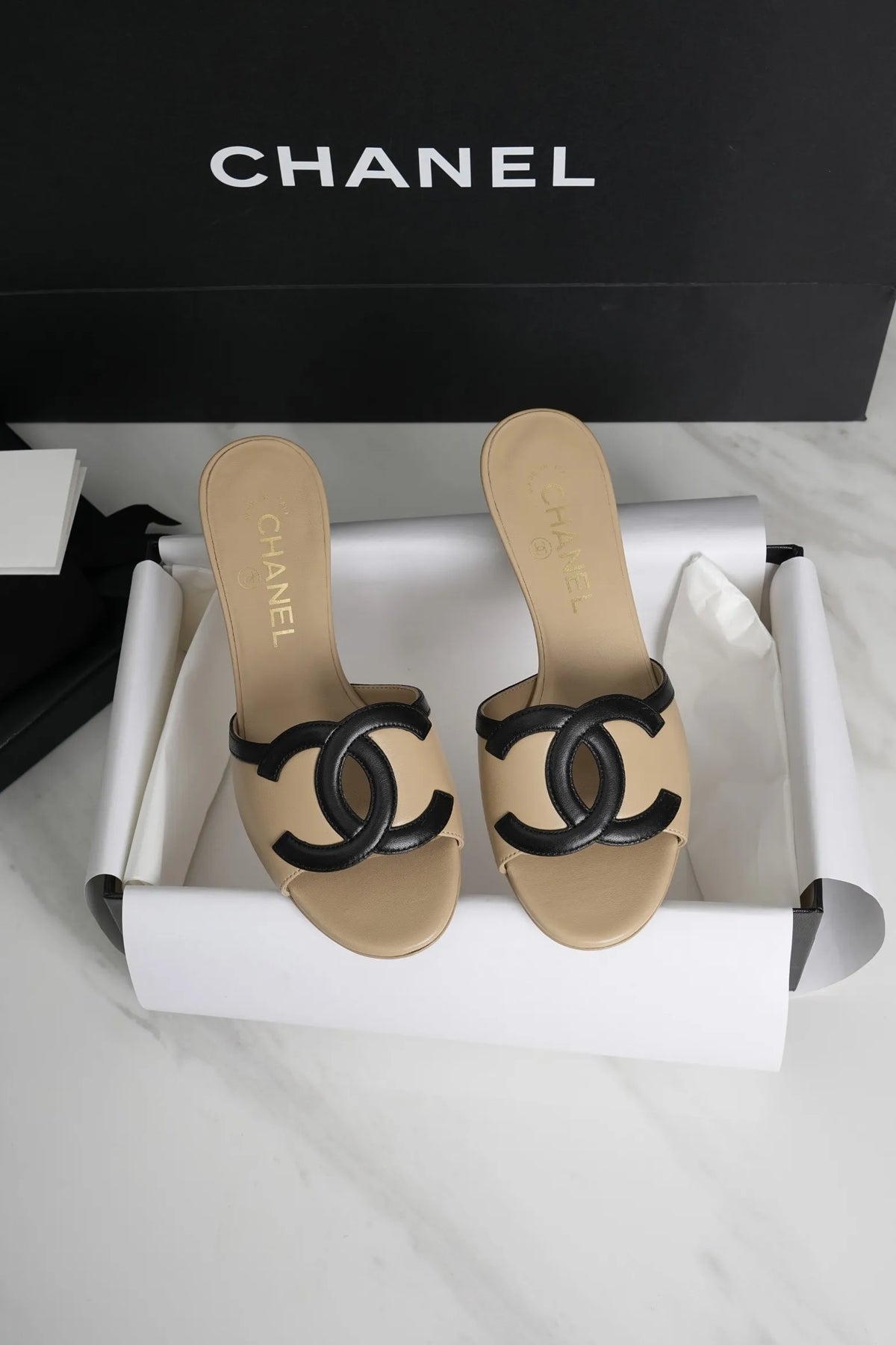 Chanel 26S Panda Apricot Kitten Heels 298594