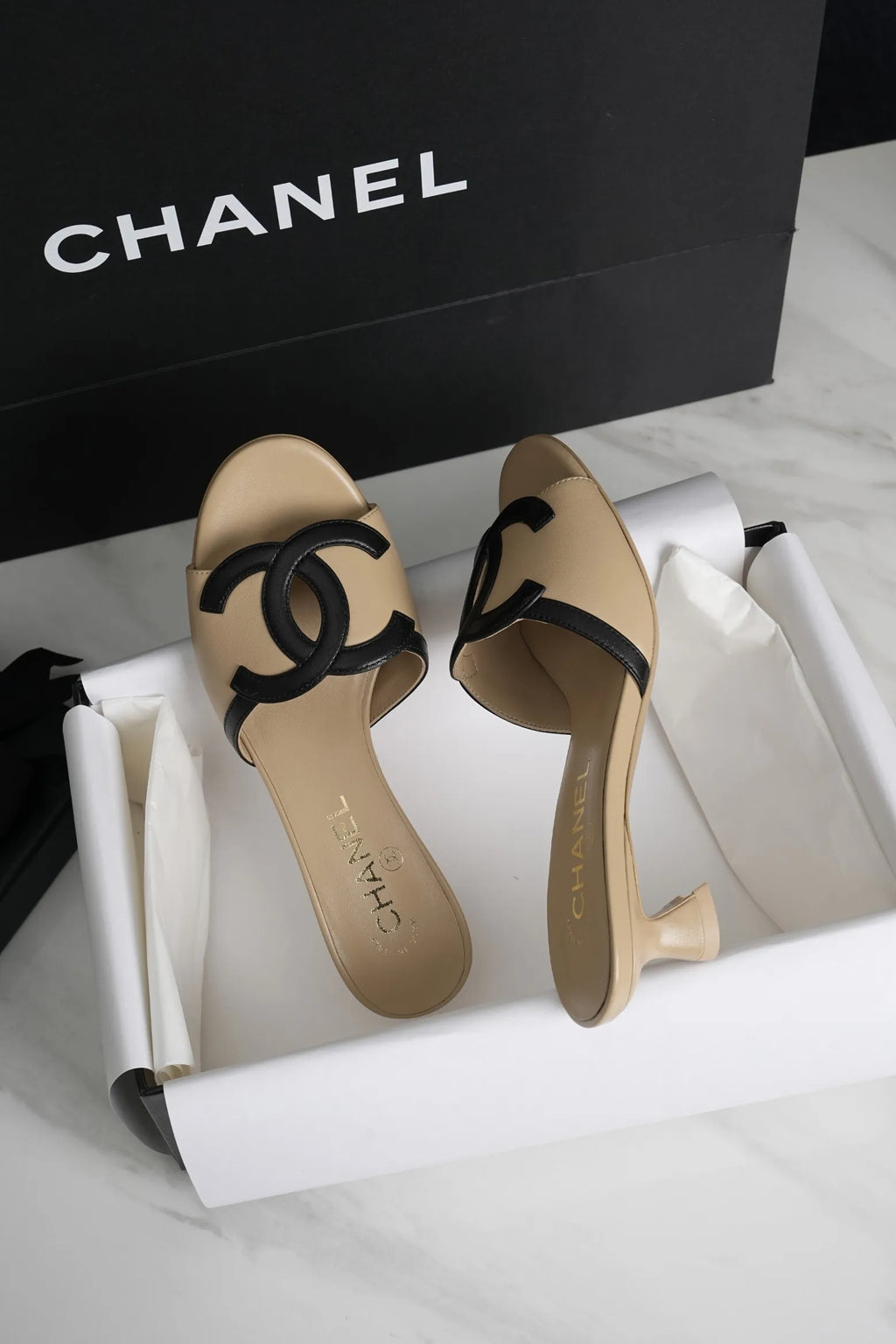 Chanel 26S Panda Apricot Kitten Heels 298594