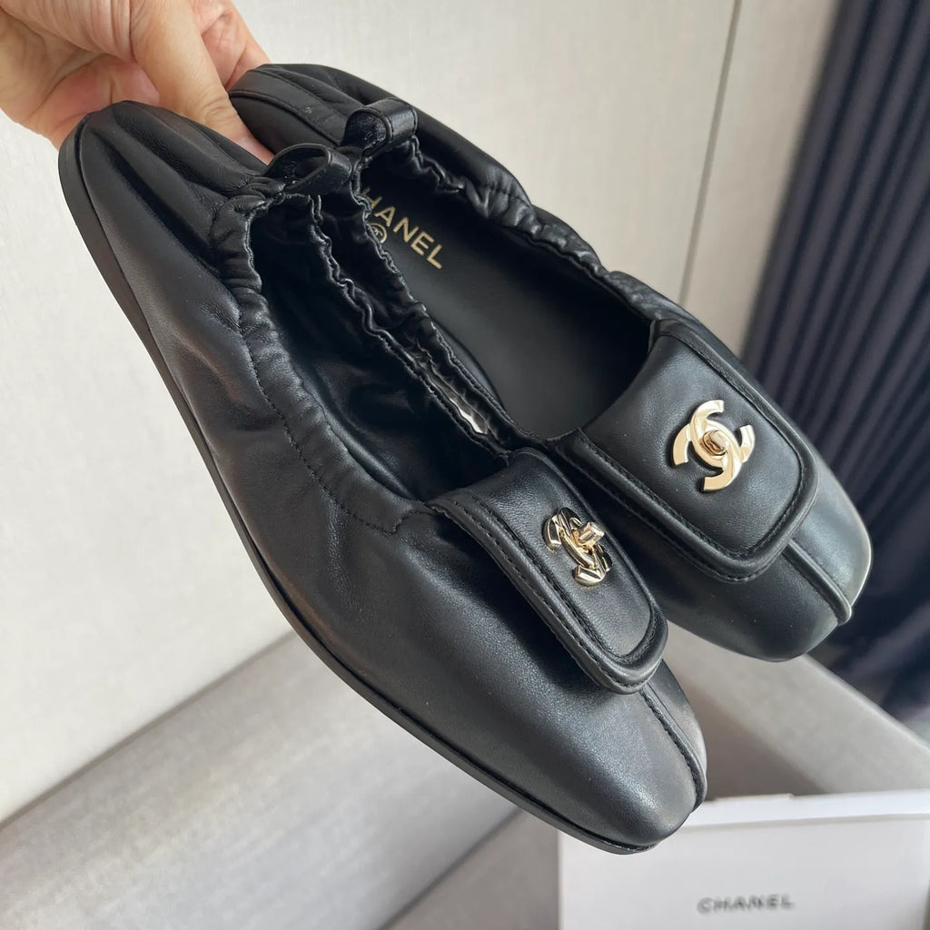 Chanel 26SS Women's Pleated Leather Ballet Flats