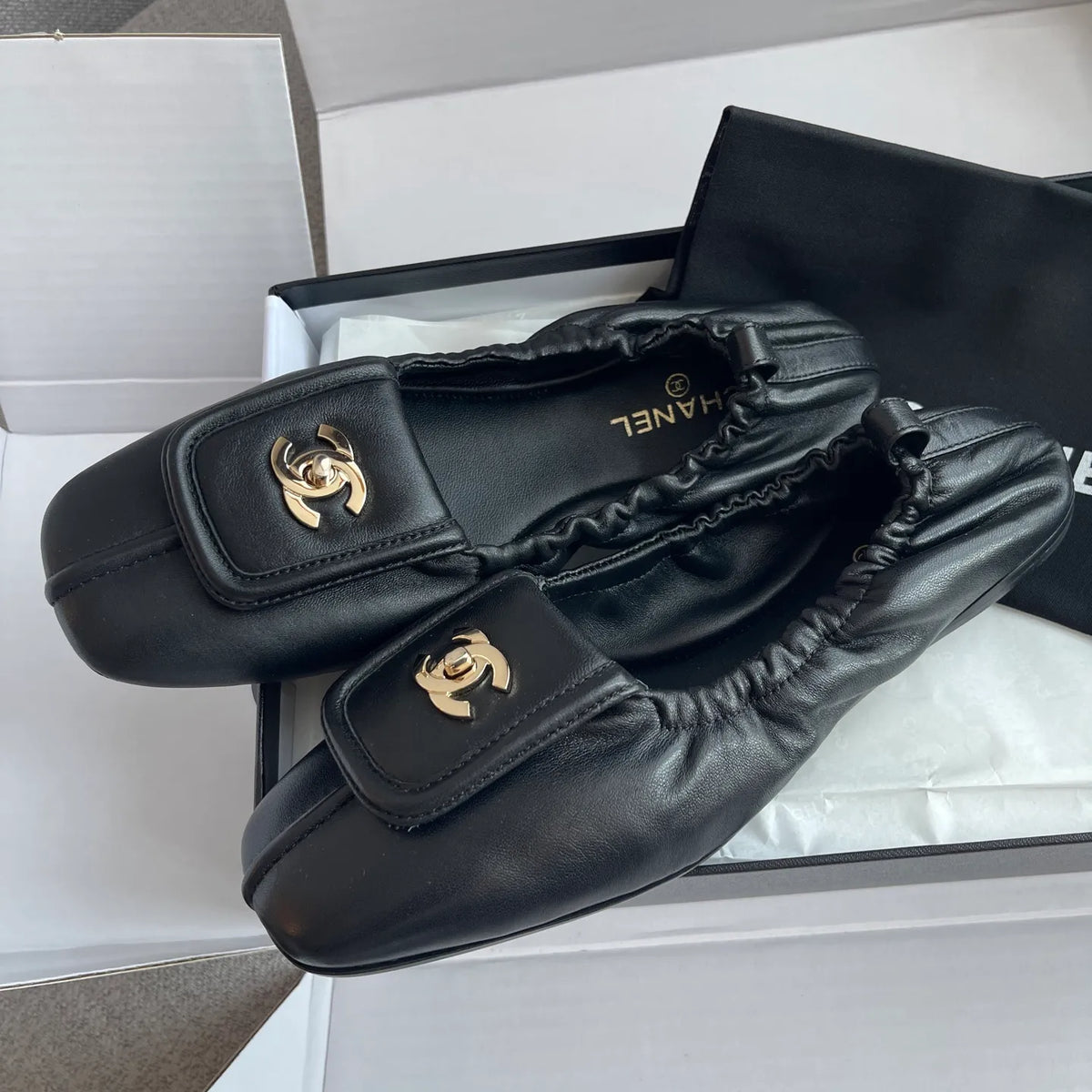 Chanel 26SS Women's Pleated Leather Ballet Flats
