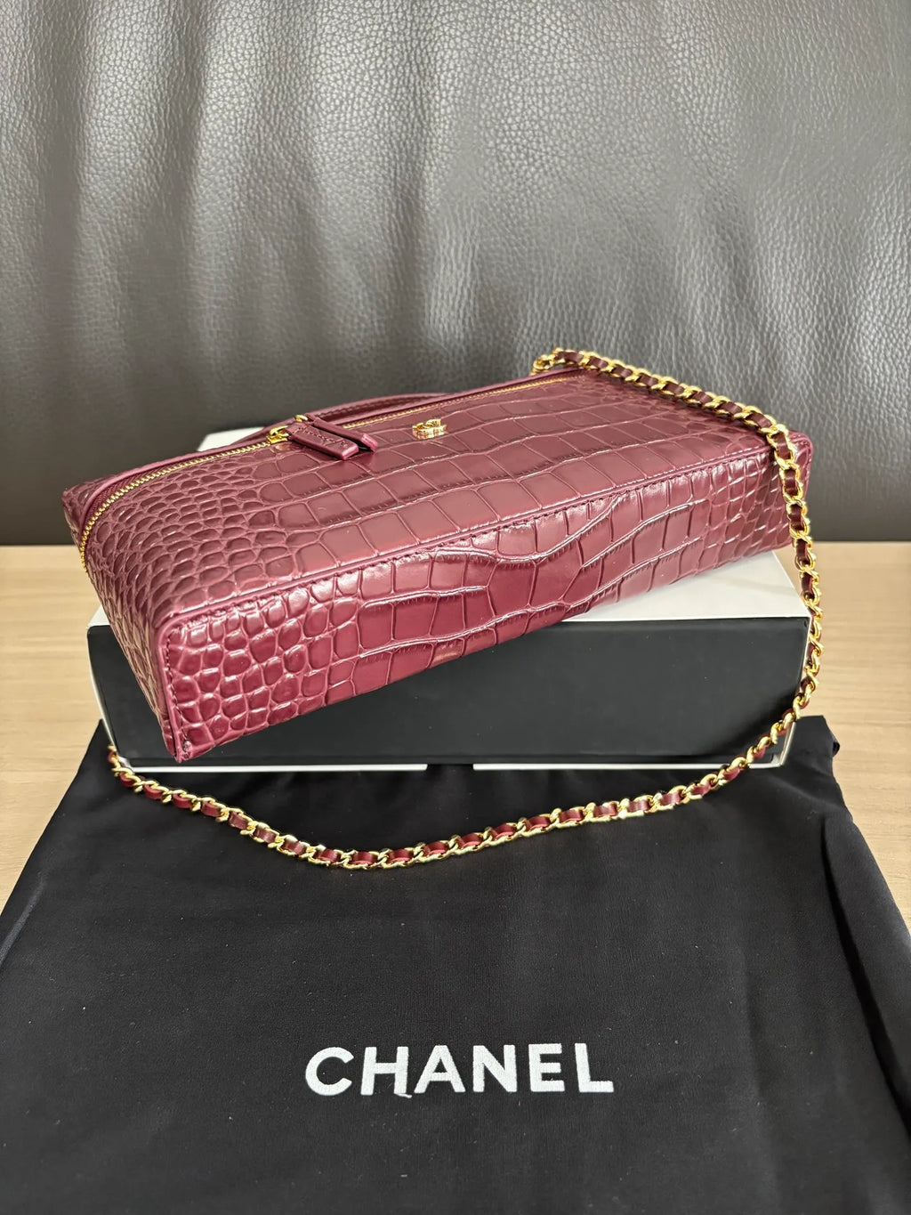 Chanel 5438 Maroon 700